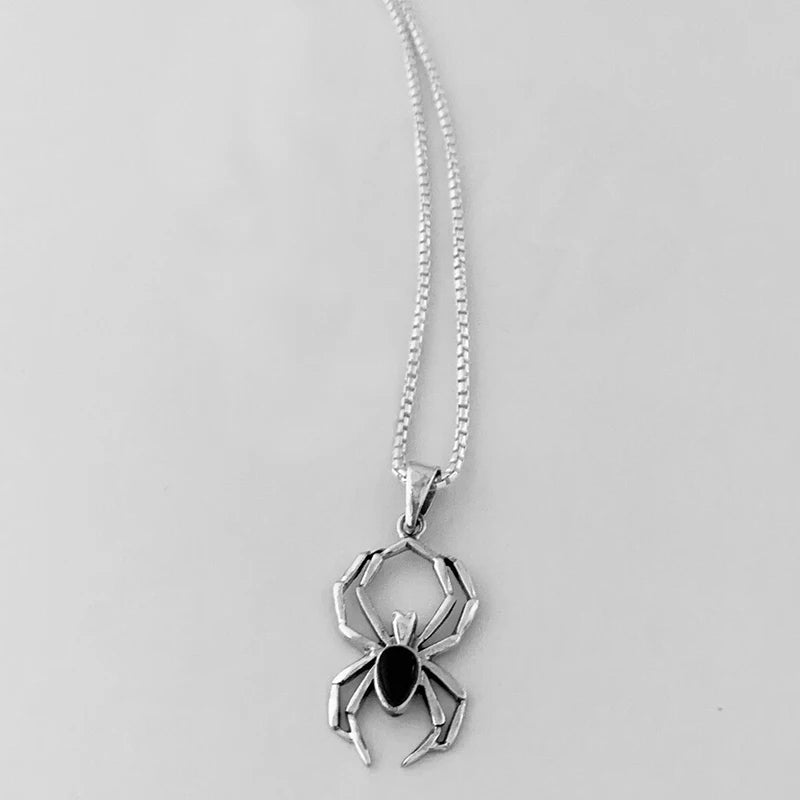 Cute Spider Necklace For Your Girl🤠